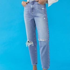Zara Z1975 RIPPED MOM FIT JEANS (Size 12)